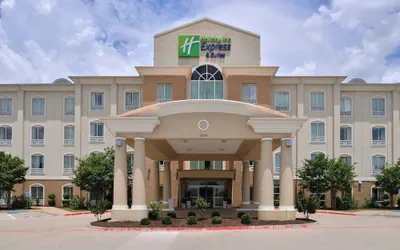 Photo 2 - Holiday Inn Express Hotel & Suites Sherman Highway 75 by IHG