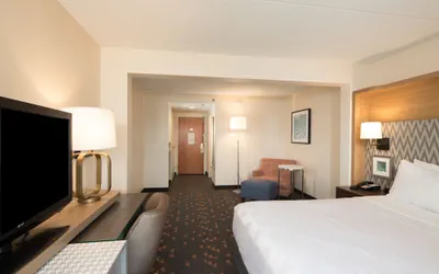 Photo 5 - Holiday Inn & Suites Ann Arbor Univ Michigan Area by IHG