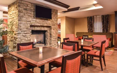 Photo 4 - Hampton Inn Statesville