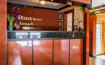 Photo 3 - Rodeway Inn & Suites Brunswick near Hwy 1