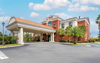 Photo 2 - Comfort Suites Savannah North I-95