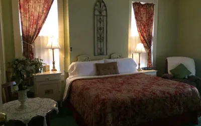 Photo 2 - The Courtland Hotel and Day Spa