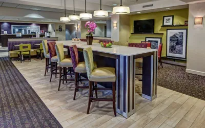 Photo 4 - Hampton Inn by Hilton Dunn
