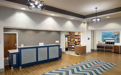 Photo 5 - Hampton Inn Garden City Long Island
