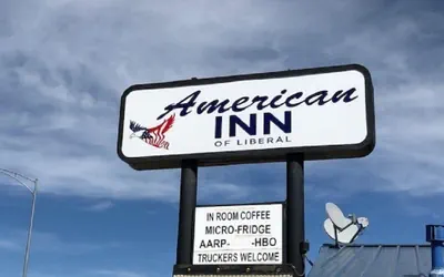 Photo 2 - American Inn of Liberal