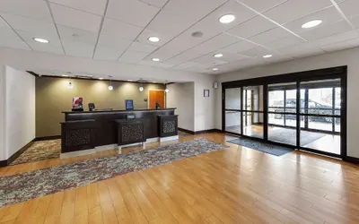 Photo 4 - Hampton Inn Nanuet