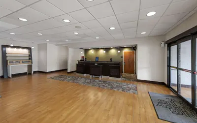 Photo 5 - Hampton Inn Nanuet