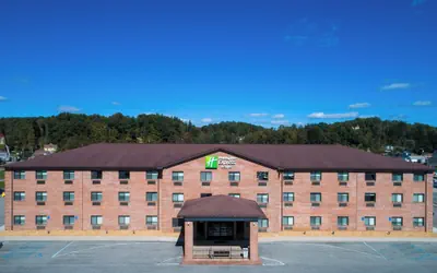Holiday Inn Express Hotel & Suites ELKINS by IHG