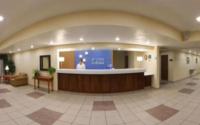 Photo 3 - Holiday Inn Express Hotel & Suites ELKINS by IHG