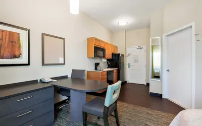 Photo 5 - Candlewood Suites Medford by IHG