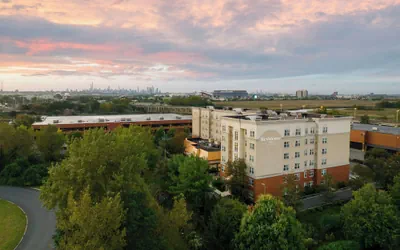 Photo 2 - Residence Inn by Marriott East Rutherford Meadowlands