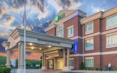 Photo 2 - Holiday Inn Express Hotel & Suites Frankfort by IHG