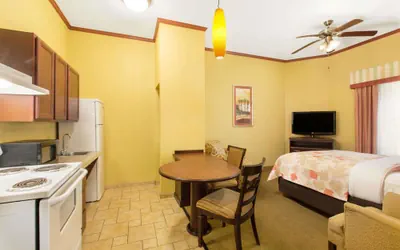 Photo 4 - Hawthorn Extended Stay by Wyndham Corpus Christi Padre Is