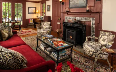 Photo 2 - Waldo Emerson Inn