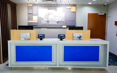 Photo 3 - Holiday Inn Express : Hillsboro I-35 by IHG