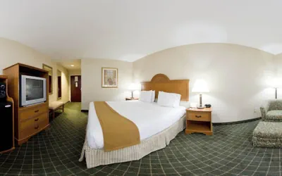 Photo 4 - Holiday Inn Express Hotel & Suites Sylacauga by IHG