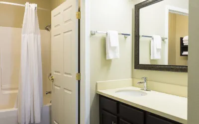 Photo 5 - Staybridge Suites Fargo by IHG