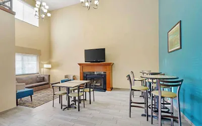 Photo 4 - Best Western Central City