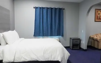 Photo 5 - Americas Best Value Inn & Suites Bush Intl Airport