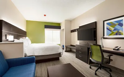 Photo 4 - Holiday Inn Express & Suites McAlester by IHG
