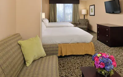 Photo 2 - Holiday Inn Express & Suites Fresno (River Park) Hwy 41 by IHG