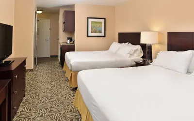Photo 3 - Holiday Inn Express & Suites Fresno (River Park) Hwy 41 by IHG
