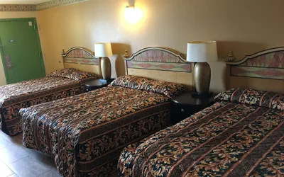 Photo 5 - Sea Palace Inn
