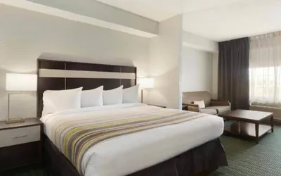 Photo 2 - Hotel Flamingo Inn & Suites Vero Beach I-95