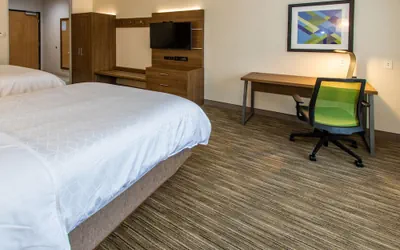 Photo 3 - Holiday Inn Express Hotel & Suites Roseville-Galleria Area by IHG