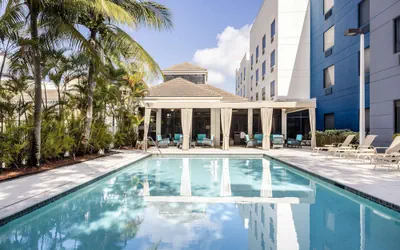 Photo 2 - Hilton Garden Inn West Palm Beach Airport