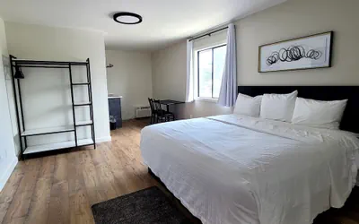 Photo 5 - Richland Inn and Suites