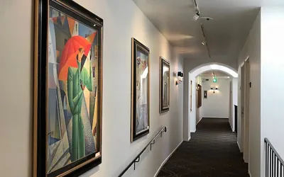 Photo 3 - Masterpiece Hotel