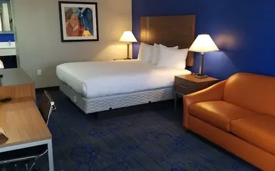 Photo 5 - Quality Inn & Suites Vacaville