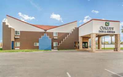 Photo 2 - Quality Inn & Suites Vacaville