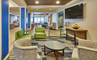 Holiday Inn Express Hotel & Suites Medford-Central Point by IHG