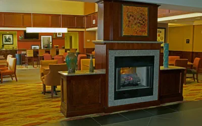 Photo 3 - Hampton Inn & Suites Norfolk-Airport
