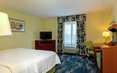 Photo 5 - Hampton Inn & Suites Ft. Pierce