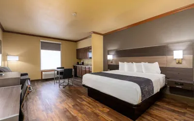 Photo 2 - Best Western Plus Portland