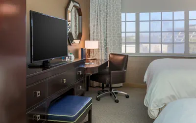 Photo 5 - Sheraton Tarrytown Hotel