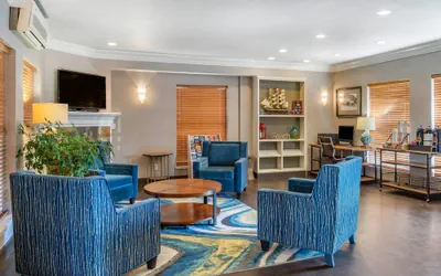 Photo 4 - Elizabeth Oceanfront Suites, an Ascend Collection Hotel