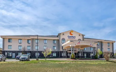 Photo 2 - Comfort Inn & Suites Lubbock West