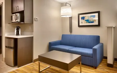Photo 3 - Holiday Inn Express Hotel & Suites El Paso I-10 East by IHG