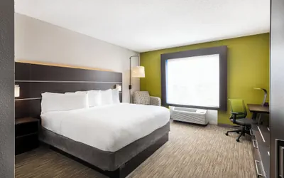 Photo 4 - Holiday Inn Express & Suites Spring Hill by IHG