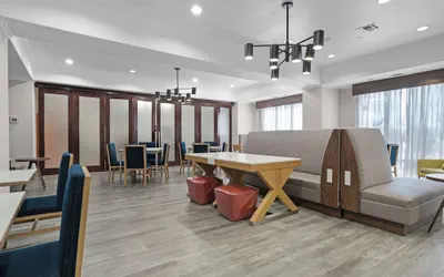 Photo 3 - Hampton Inn Seguin