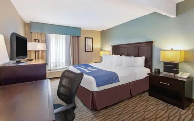 Photo 2 - Days Inn by Wyndham Petoskey