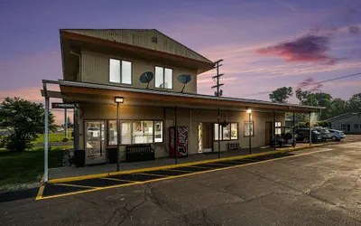 Photo 5 - Great Lakes Inn and Suites