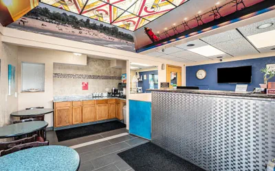 Photo 4 - Great Lakes Inn and Suites