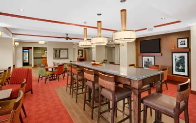 Photo 4 - Hampton Inn Athens