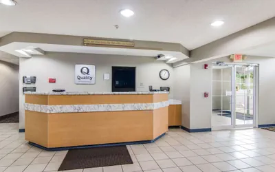 Photo 4 - Quality Inn & Suites Grove City - Outlet Mall