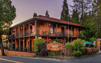 Photo 2 - The Groveland Hotel